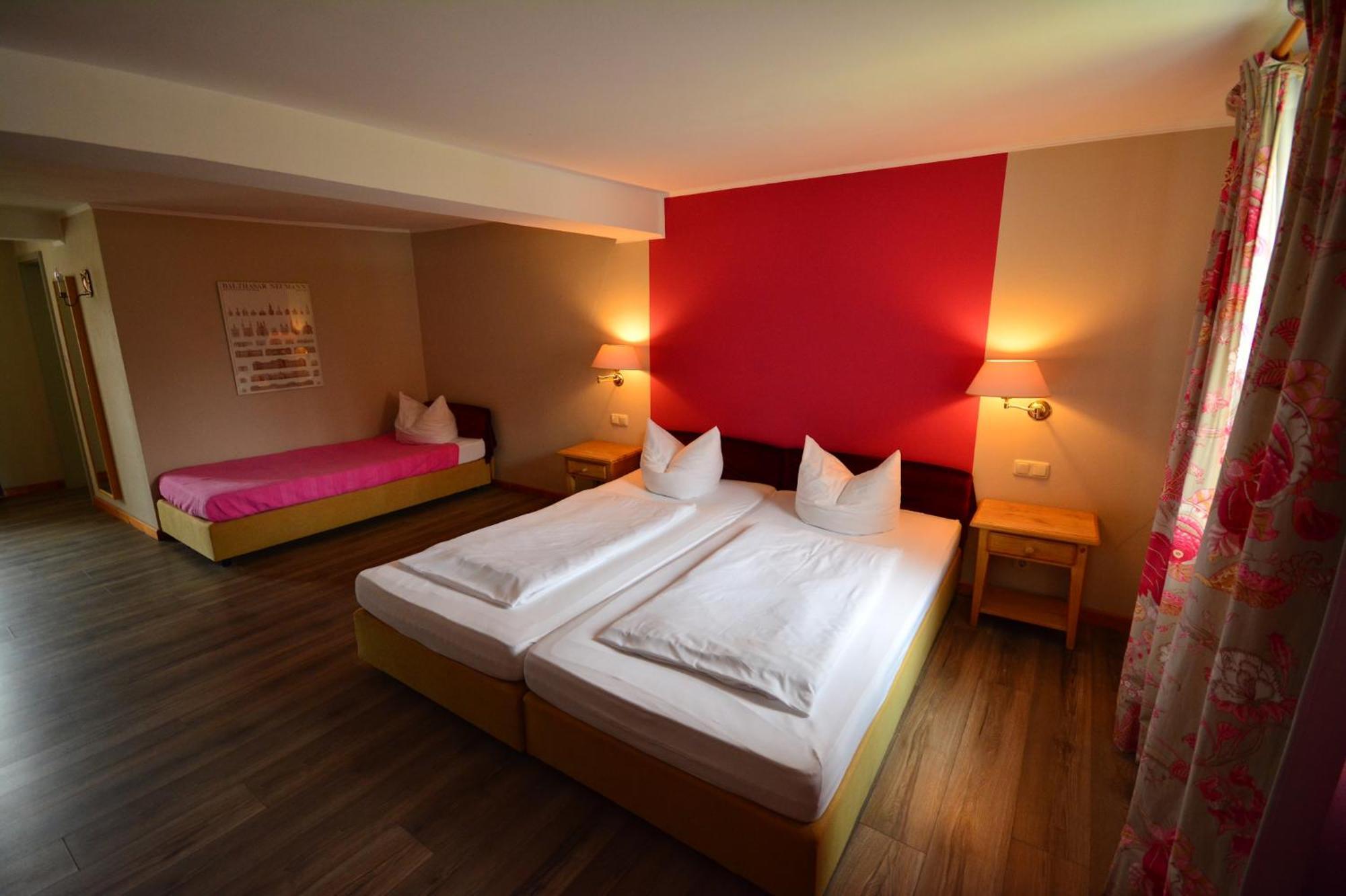 Landhotel Schloss Buttenheim Extérieur photo